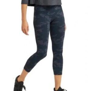 spanx look at me now camo 7/8 leggings medium